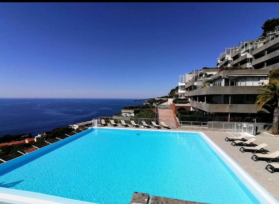 Appartement Loggia Vue Mer Panoramique, Piscine, Parking Cap-d'Ail Exterior foto